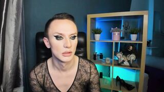 Cristal_Connors - [Trannies Stripchat] topless humiliation mtf tv