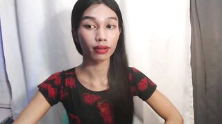 ToKeNa - [Trannies Stripchat] deepthroat femboy asian middle-priced-privates