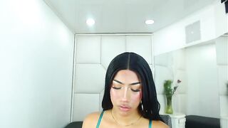 KylieJenner_01 - [Trannies Stripchat] rimming cam2cam orgasm outdoor